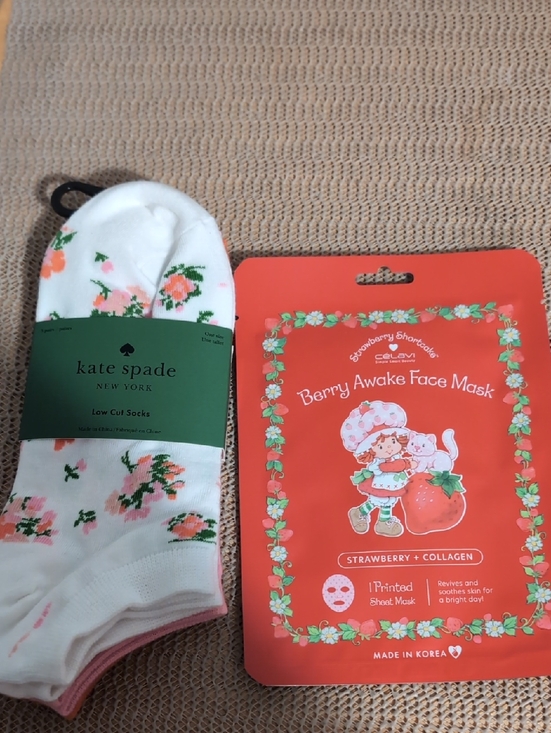 kate spade Accessories - Kate Spade Multi Color Floral Socks Low Cut 3 Pairs & Sheet Mask New
